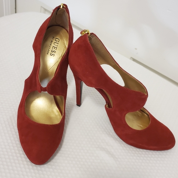 Guess By Marciano Heels Gold Zipper Backs Size 9M, Stilleto, Stylish, Chic - Picture 1 of 16